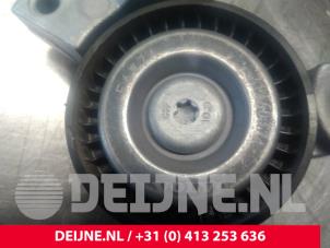 Volvo XC90 Drive belt tensioner O20741 photo 3