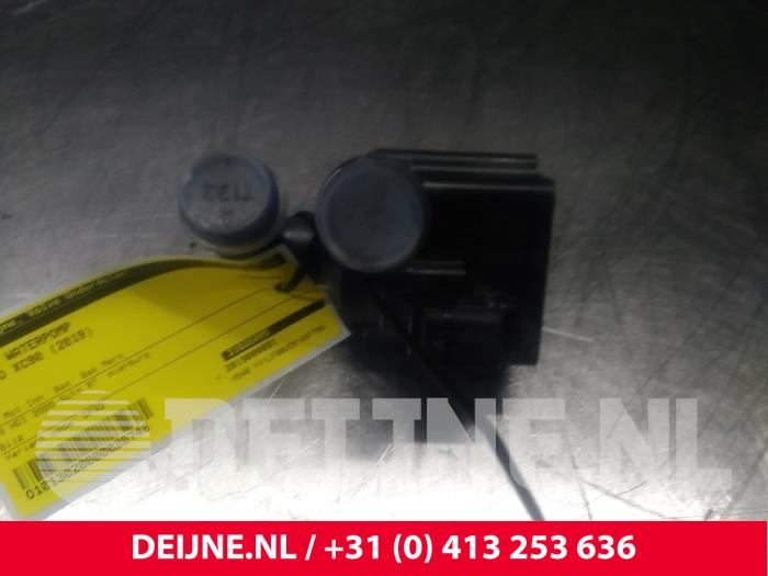 Volvo XC90 Zusätzliche Wasserpumpe O20748