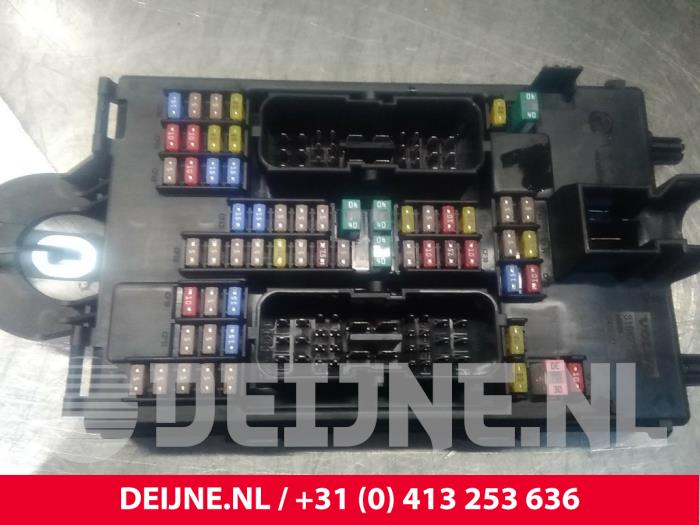 Volvo XC90 Fuse box O20784
