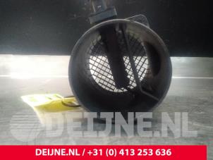 Volvo V40 Air mass meter O21002 photo 2