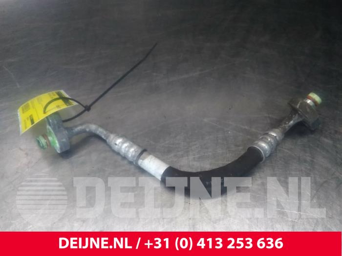 Volvo V40 Klima Leitung O21008