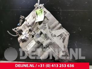 Volvo C70 Gearbox O21562 photo 2