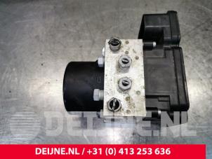 Volvo S80 ABS Pomp O21635 foto 3