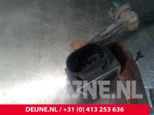 Volvo S60 Xenon hoogteregelaar O21664 foto 2