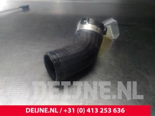 Gebruikte Intercooler Slang Volvo S80 (AR/AS) 2.0 D4 16V Prijs € 25,00 Margeregeling aangeboden door van Deijne Onderdelen Uden B.V.