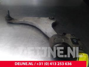Gebruikte Draagarm onder links-voor Volvo S80 (AR/AS) 2.0 D4 16V Prijs € 50,00 Margeregeling aangeboden door van Deijne Onderdelen Uden B.V.