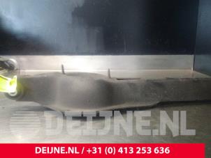 Volvo S80 Federteller links hinten O21723 foto 2
