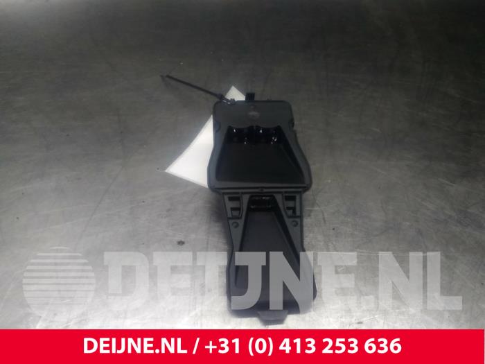 Volvo V40 Bremsassistent Sensor O21742