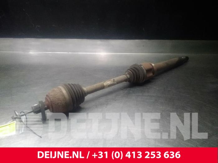 Volvo V70 Aandrijfas rechts-voor O21933