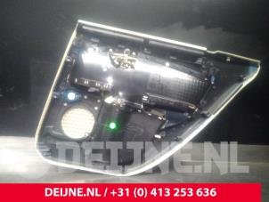 Volvo S80 Portierbekleding 4Deurs links-achter O21945 foto 3