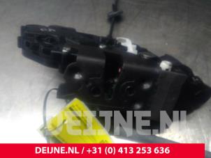 Volvo XC60 Deurslot Mechaniek 4Deurs rechts-achter O22034 foto 2