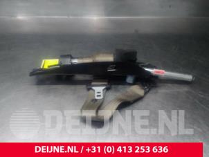 Volvo S80 Front seatbelt, left O22139 photo 2