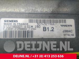 Volvo S40 Engine management computer O22160 photo 2