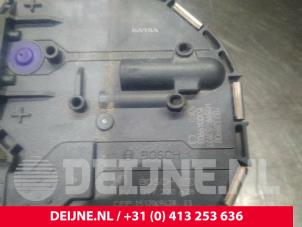 Volvo V40 Front wiper motor O22348 photo 3