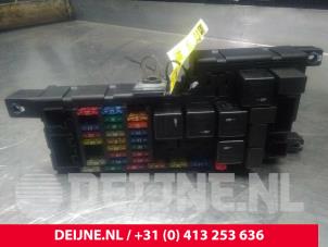 Volvo XC90 Fuse box O22832 photo 2