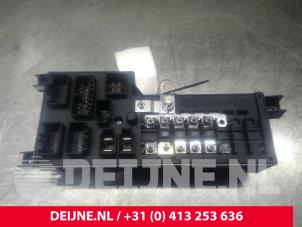 Volvo XC90 Fuse box O22832 photo 3