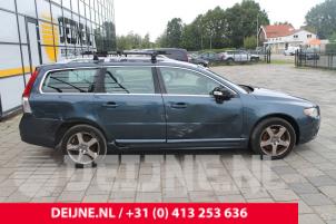 Gebruikte Zijskirt rechts Volvo V70 (BW) 2.4 D 20V Prijs € 60,00 Margeregeling aangeboden door van Deijne Onderdelen Uden B.V.