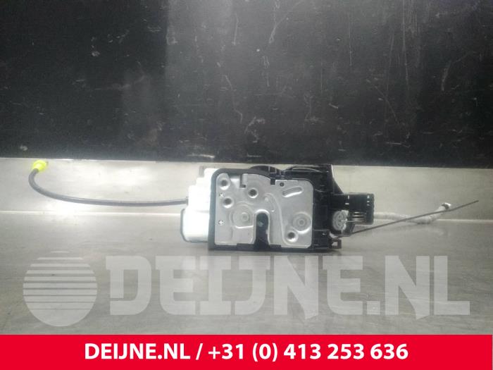Volvo XC40 Türschlossmechanik 4-türig rechts vorne O23557