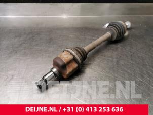 Volvo V70 Front drive shaft, left O23590 photo 3