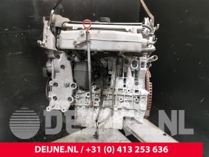 Volvo C70 Engine O23631 photo 3