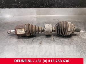 Gebruikte Cardanas links-voor (VWA) Volvo C70 (NC) 2.4 T 20V Prijs € 90,00 Margeregeling aangeboden door van Deijne Onderdelen Uden B.V.