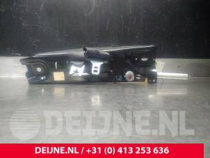 Volvo S80 Front seatbelt, right O23842 photo 2