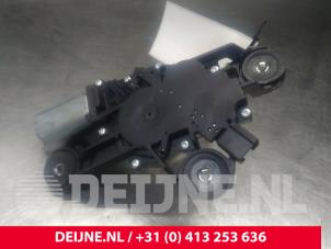 Volvo V60 Ruitenwissermotor achter O24062 foto 2