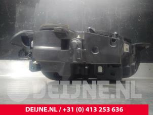 Volvo XC90 Koplamp links O24085 foto 2