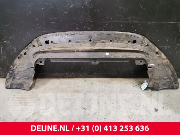 Volvo V60 Schutzblech Boden O24129