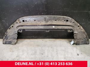 Gebruikte Bodem beschermplaat Volvo V60 I (FW/GW) 2.0 D2 16V Prijs € 45,00 Margeregeling aangeboden door van Deijne Onderdelen Uden B.V.