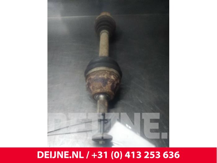 Volvo V50 Aandrijfas links-voor O24429