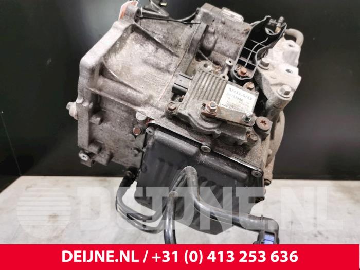 Volvo XC70 Automaatbak O24562