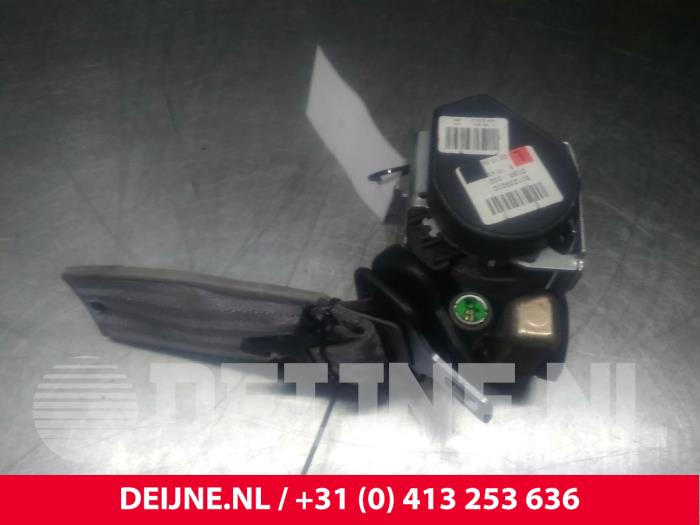 Volvo XC90 Veiligheidsgordel links-achter O24652
