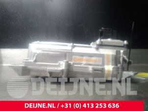 Volvo V60 DC/CD converter O24695 photo 2