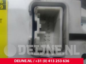 Volvo V40 Tacho - Kombiinstrument KM O24763 foto 3