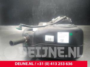 Volvo XC40 Tank O24774 foto 3