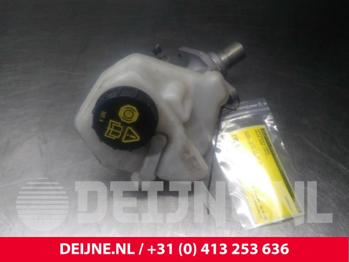 Volvo XC60 Master cylinder O25007