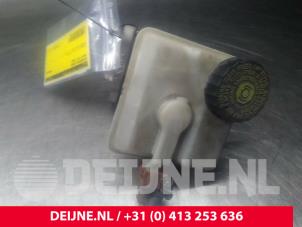 Volvo V70 Hauptbremszylinder O25185 foto 2