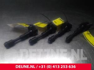 Gebruikte Bobine Volvo XC40 (XZ) 2.0 T4 AWD Geartronic 16V Prijs € 40,00 Margeregeling aangeboden door van Deijne Onderdelen Uden B.V.