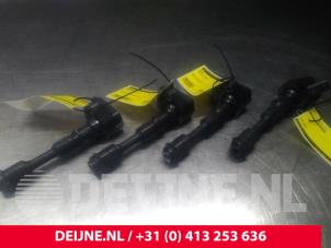 Gebruikte Bobine Volvo XC40 (XZ) 2.0 T4 AWD Geartronic 16V Prijs € 40,00 Margeregeling aangeboden door van Deijne Onderdelen Uden B.V.