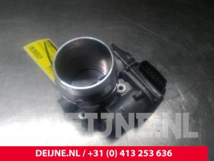 Gebruikte Gasklephuis Volvo XC40 (XZ) 2.0 T4 AWD Geartronic 16V Prijs € 100,00 Margeregeling aangeboden door van Deijne Onderdelen Uden B.V.