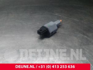 Volvo XC40 Remlicht Schakelaar O25415 foto 2