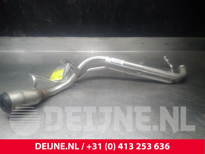 Volvo XC40 Fuel tank filler pipe O25467