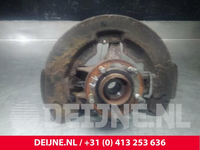 Volvo C70 Achsschenkel links vorne O25614