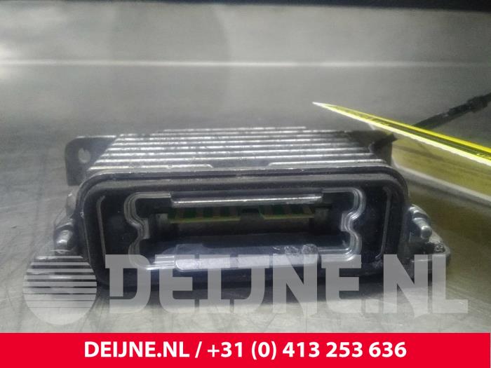 Volvo V60 Xenon-Starter O25666