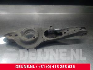 Volvo V40 Rear spring retainer, left O25782 photo 3