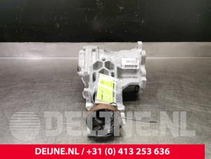 Volvo XC60 4x4 transfer box O25885 photo 2