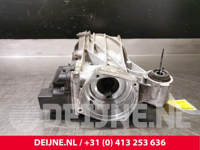 Gebruikte Cardanklok achter Volvo XC60 II (UZ) 2.0 D4 16V Prijs € 475,00 Margeregeling aangeboden door van Deijne Onderdelen Uden B.V.