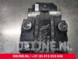 Volvo V40 Heater control panel O26044 photo 3
