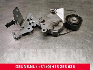 Volvo V40 Spanrol Multiriem O26614 foto 2